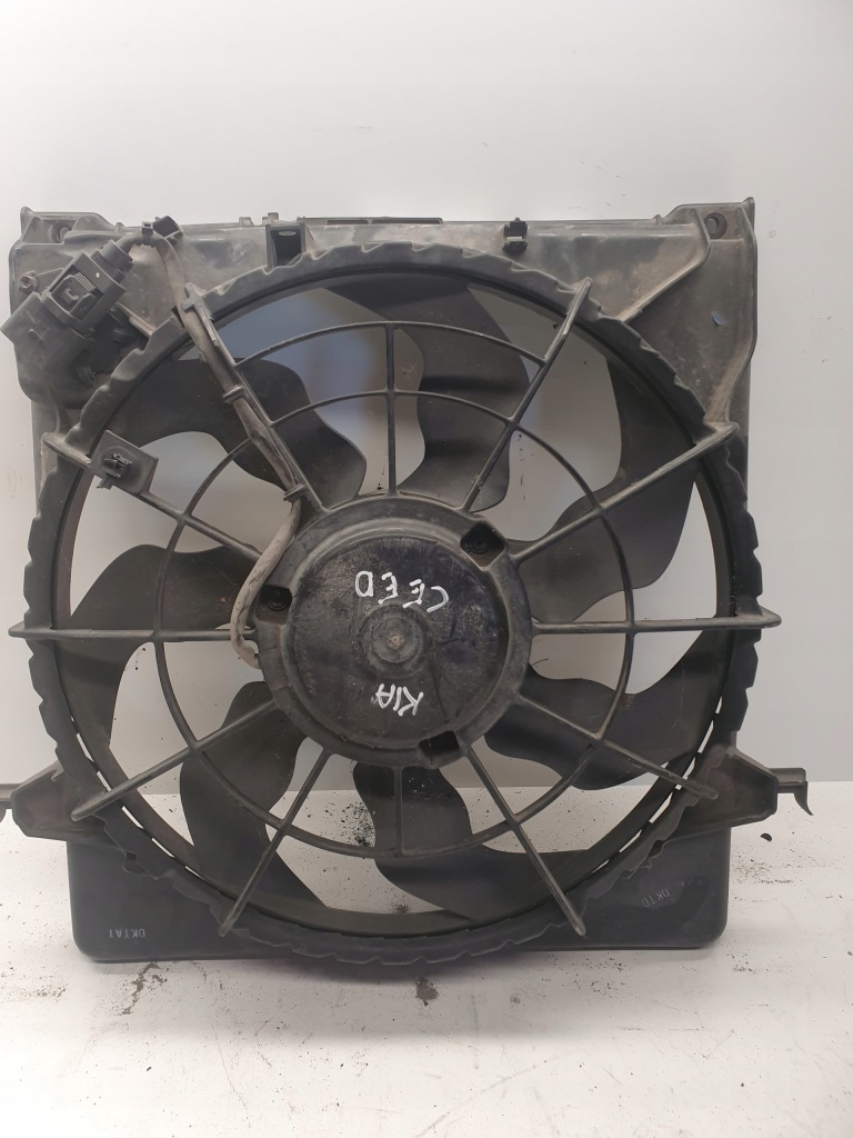 фото №2, Вентиляторы +корпус kia ceed 2.0 crdi