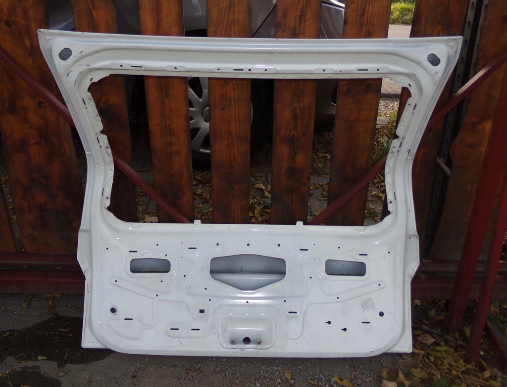 фото №2, Audi a2 кришка багажника задня