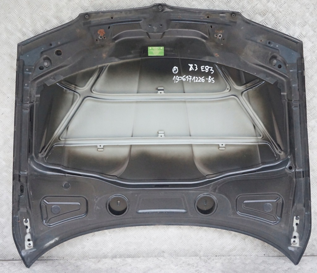 Bmw e83 x3 капот кришка двигуна чорний  saphire Доставка