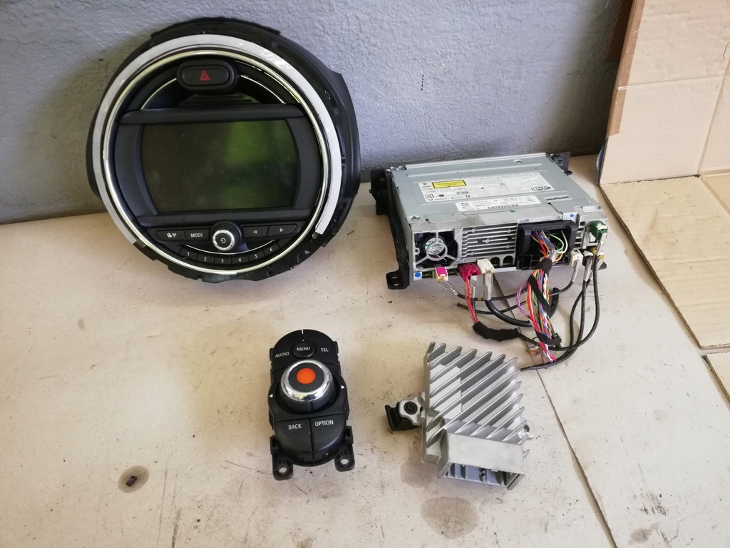 фото №1, Mini cooper s f56 радіо панель дисплей 9381320