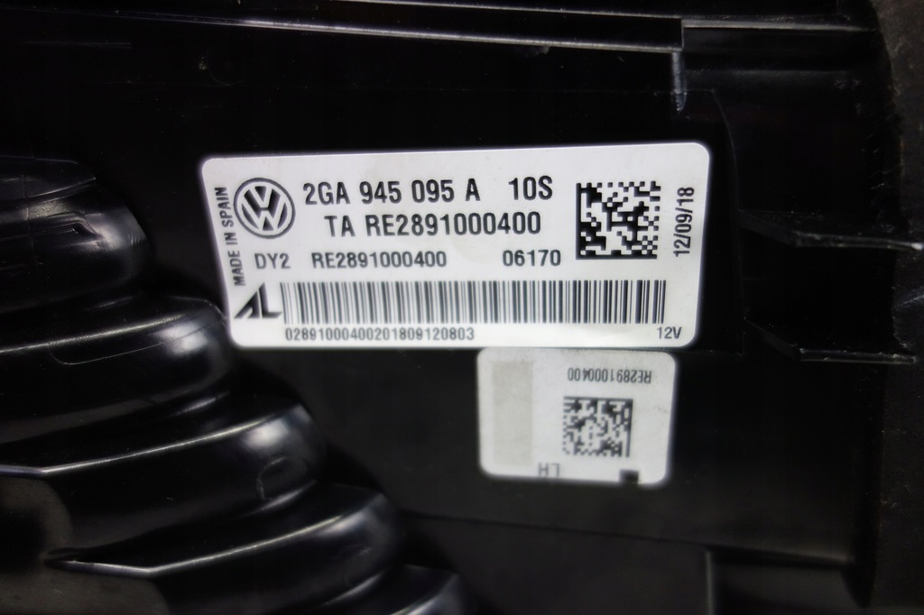 фото №4, Лампа задняя левая vw t-roc led 2ga945095a