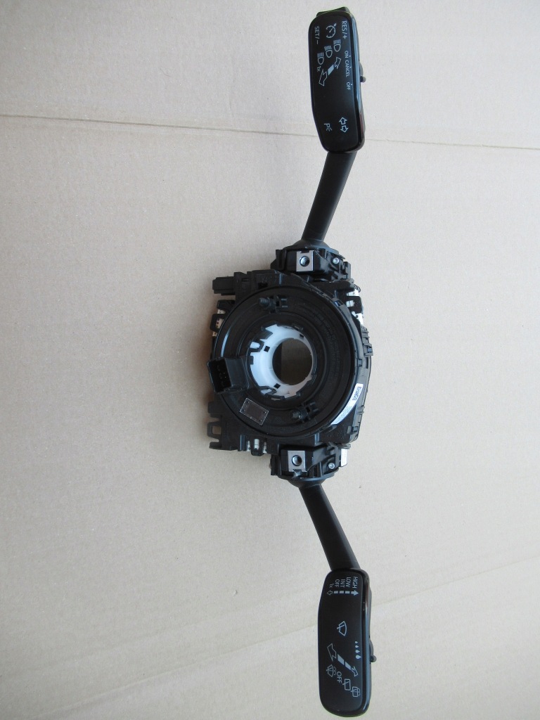 фото №1, Skoda octavia iii переключатель с лента 5q0953507gd