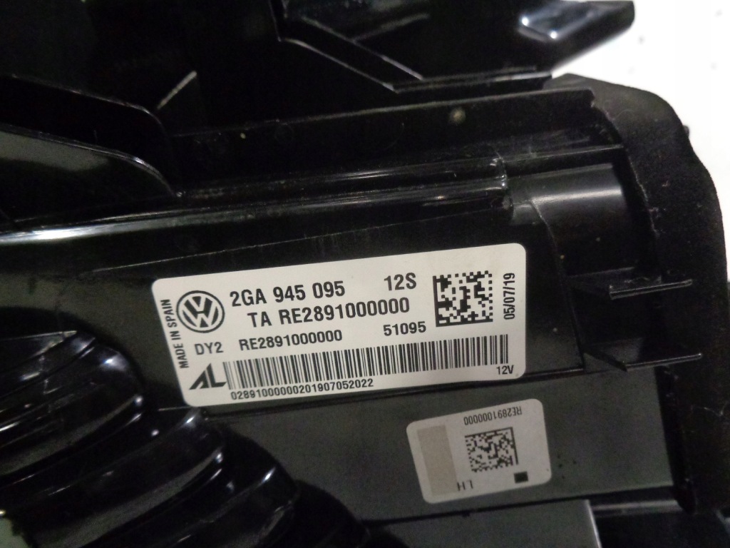 фото №3, Volkswagen оригинальный номер 2ga945095 лампа задняя комбинированная