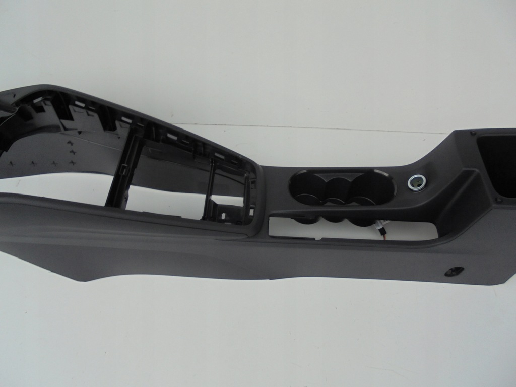 фото №8, Skoda scala туннель средний 65586324 rok 2019-