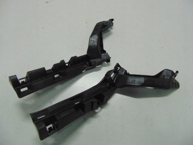 фото №1, Правий лівий кронштейн стійка задня megane iv kombi