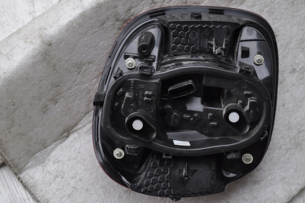 фото №5, Лампа задняя правая smart forfour ii 453 fourtwo 2014-