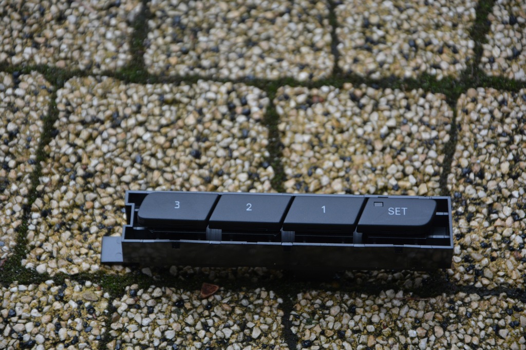 фото №1, Переключатель памяти сиденье vw touareg 7p2959769a