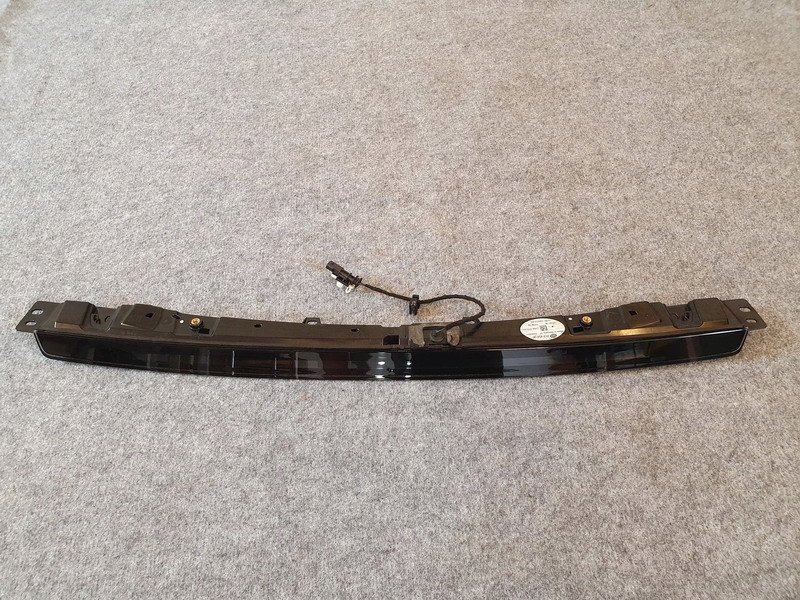 фото №1, Jaguar xe світло стоп кришки оригінал poznań