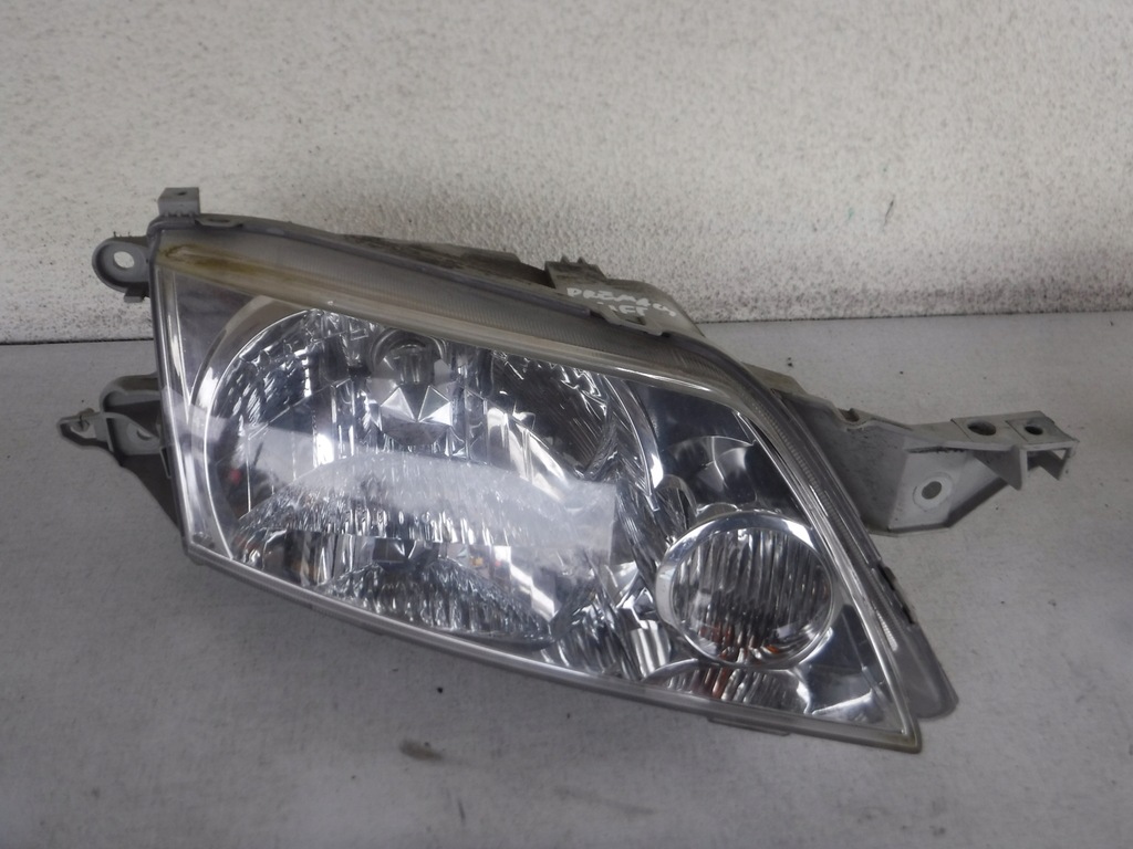 фото №1, Лампа передняя перед правая mazda premacy lift