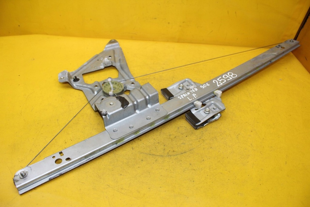 фото №1, Механізм скло лівий перед sprinter 906 9067200046