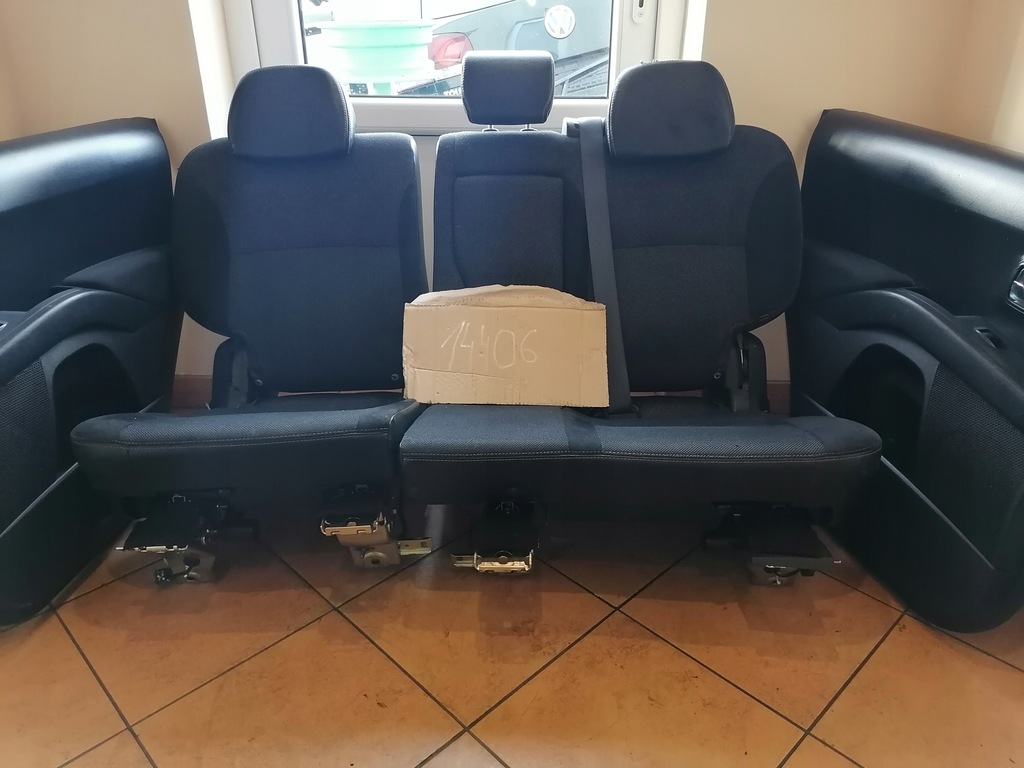 фото №4, Peugeot 4007 сиденья с обивка i подлокотник