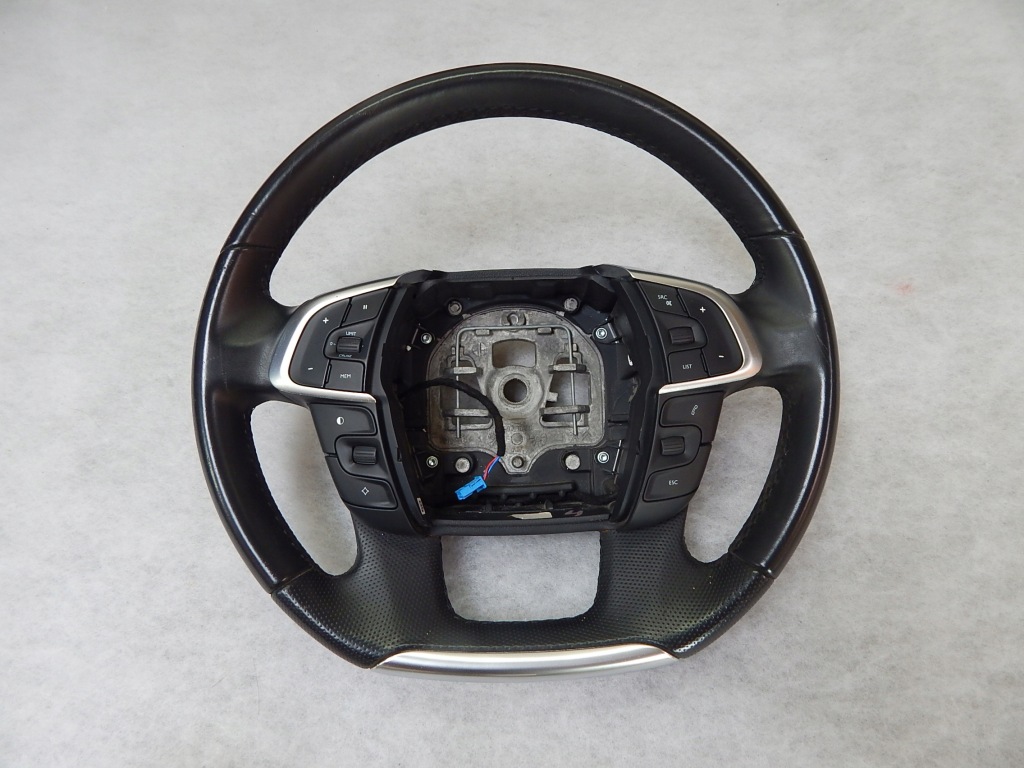 фото №1, Citroen c4 ds4 - воздуховод кожа multi oryg
