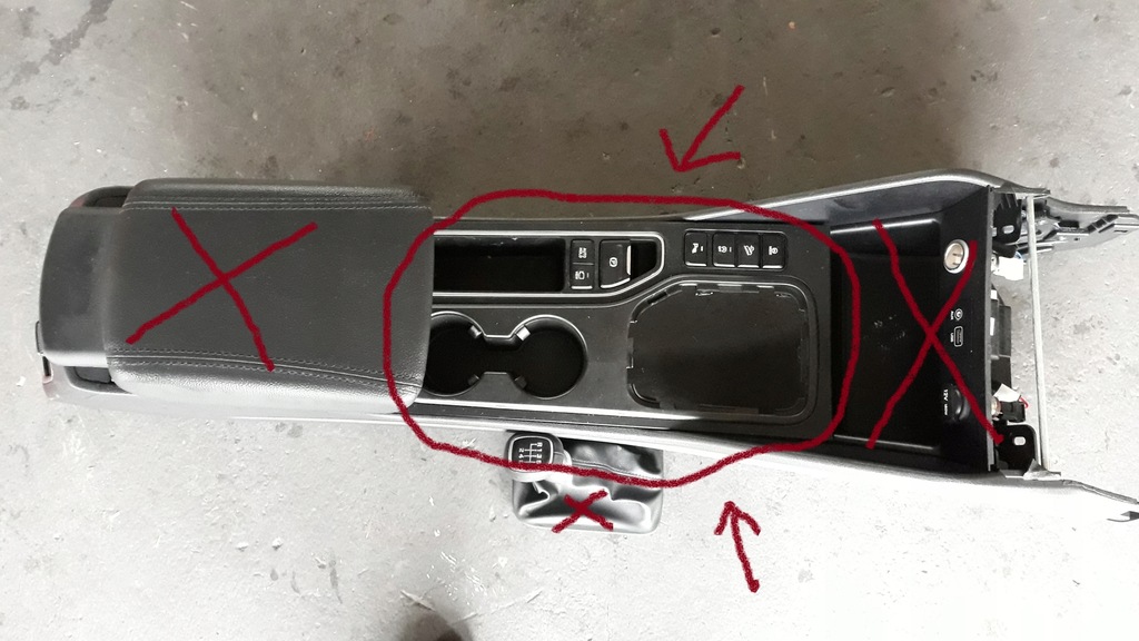 фото №1, Hyundai tucson ii lift 2018- рамка панель туннеля