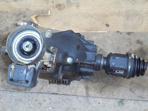 фото №1, Toyota rav4 2.0 d4d редуктор 2005r.