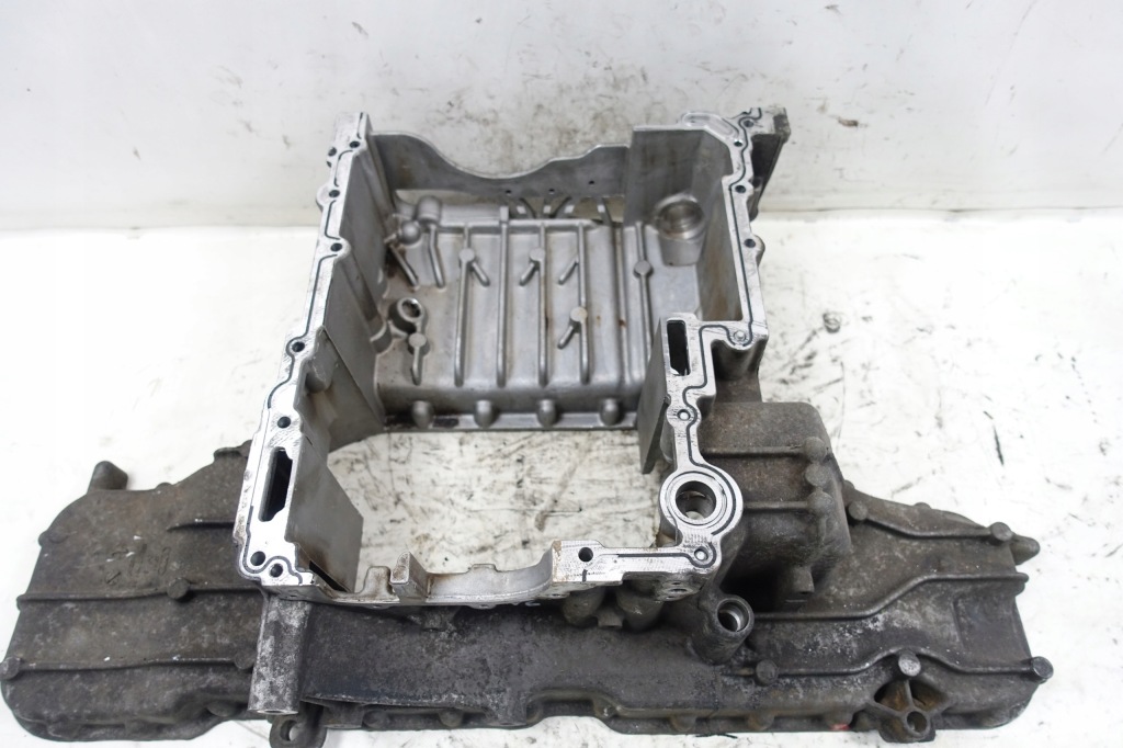 Audi a6 c6 3.0 tdi піддон масляна 059103603an Ціна