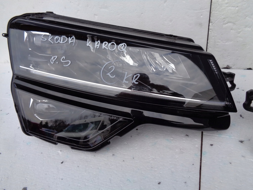 фото №1, Skoda karoq лампа full led права 57b941016b