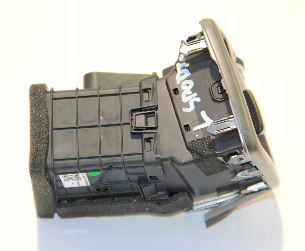 фото №2, Kia sportage iv решётка обдув левая 97480-f1000