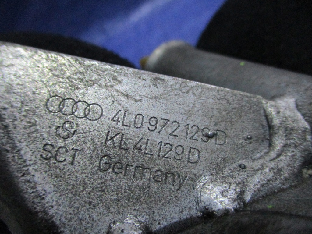 фото №2, Джгут трубка генератора audi q7 4l0972129d