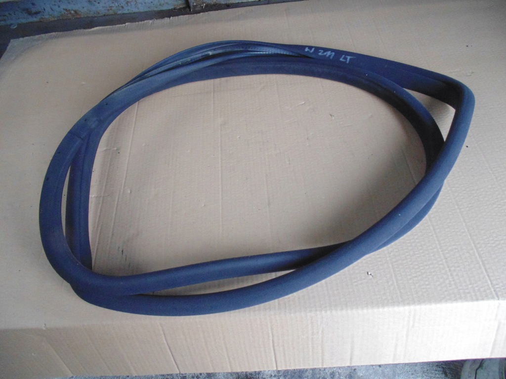 фото №1, Прокладка дверь левый задняя mercedes e w211 eu kombi