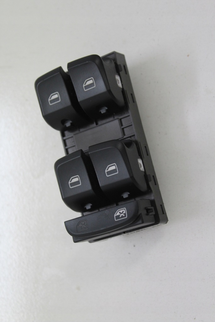 фото №4, Панель управление окон audi a1 10-14r