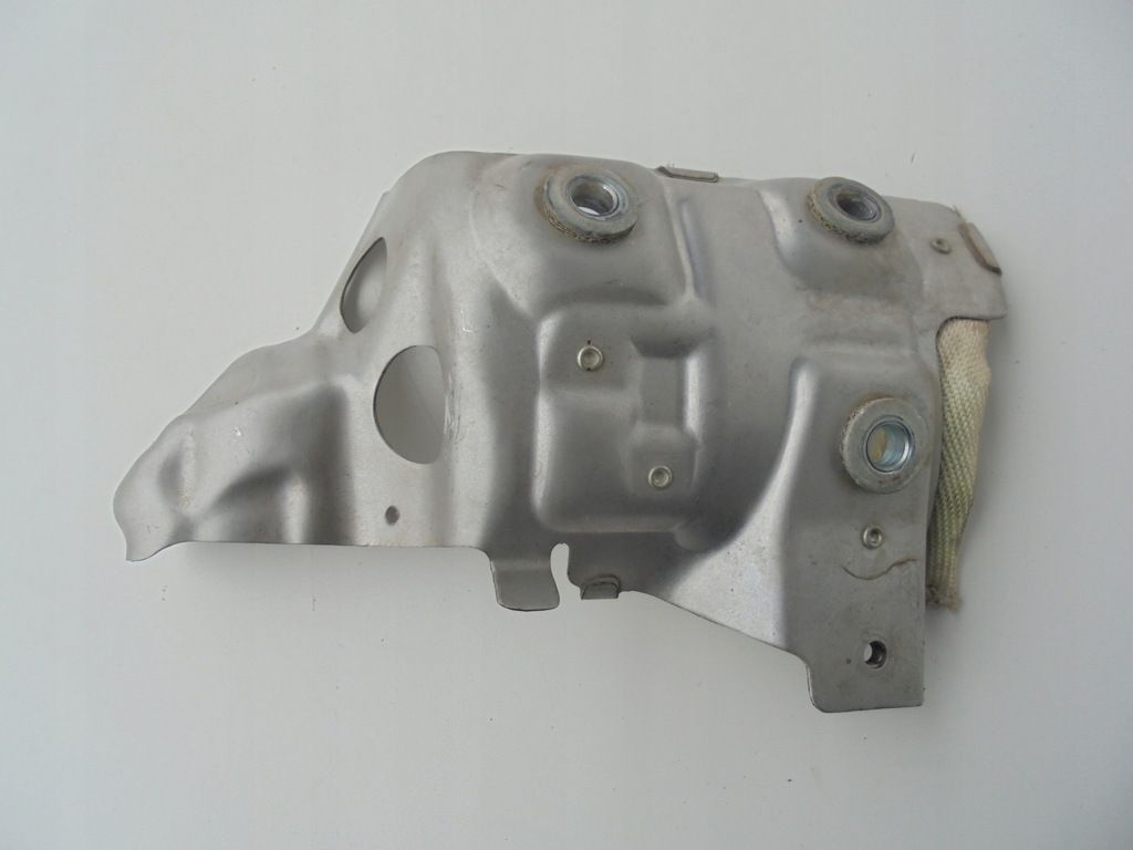 фото №1, Mazda cx3 защита тепловая глушителя катализатора