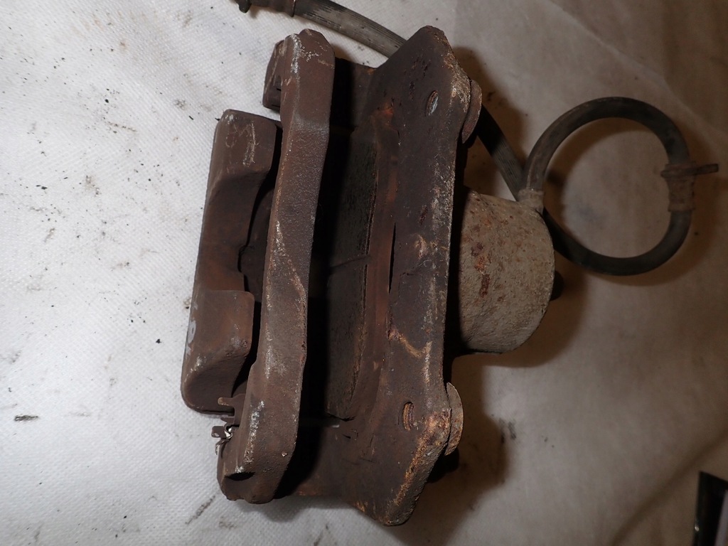 фото №4, Suzuki grand vitara 06- 1.6 супорт передній правий