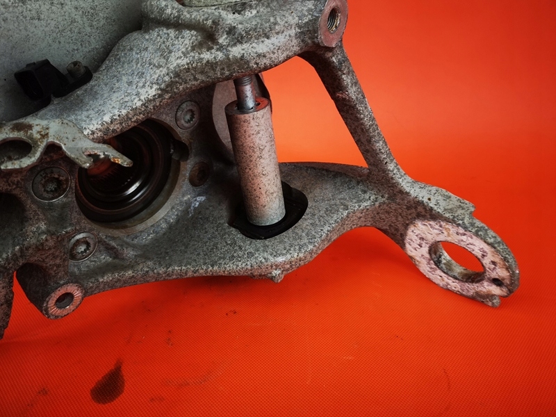 фото №6, Audi a7 4g поворотный кулак задняя задняя правая защита диск