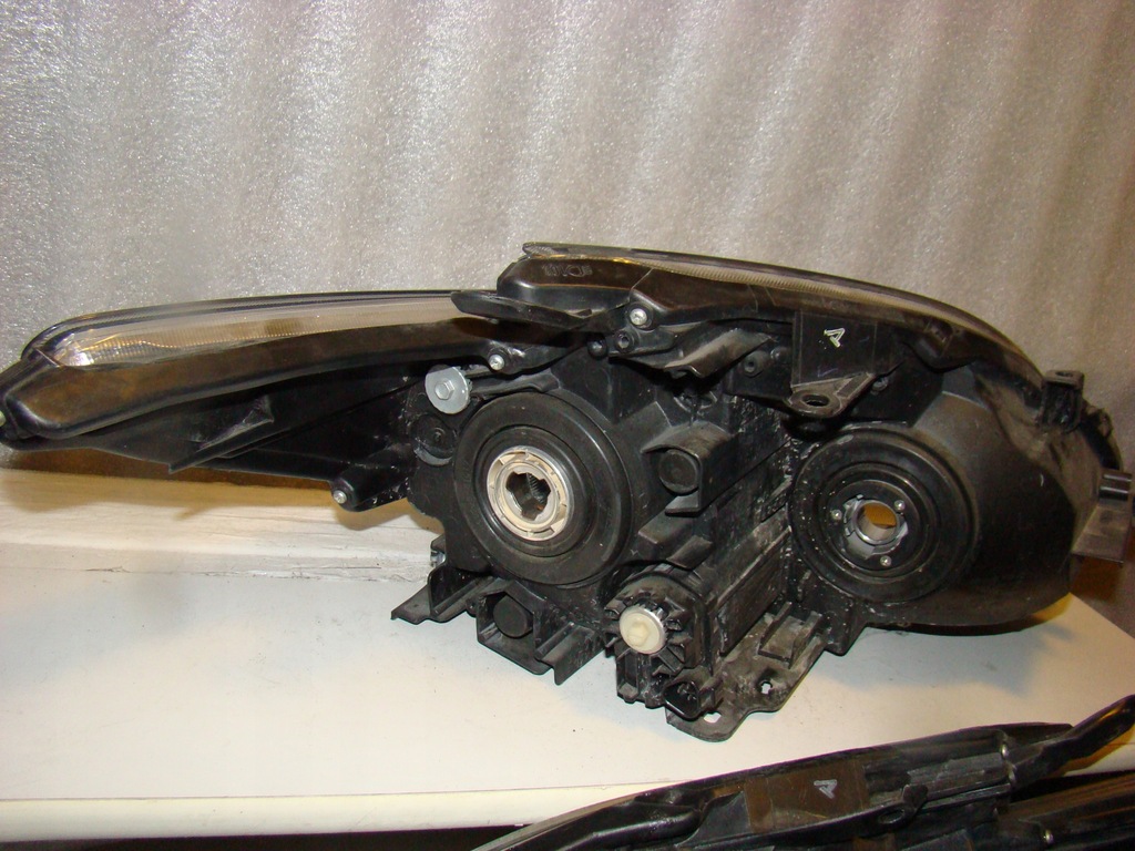 фото №5, Toyota prius 9/15 линза лампа правая lub левая