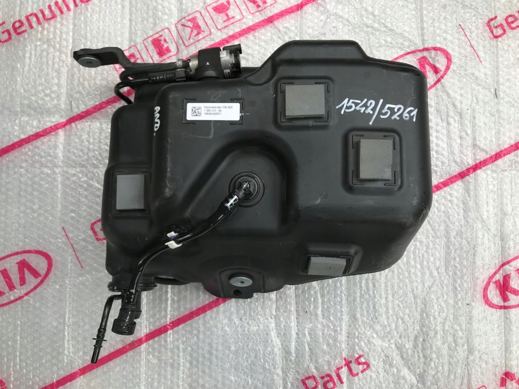 фото №1, Bmw 3 f30 f31 f32 бак жидкость adblue scr 3.0 12