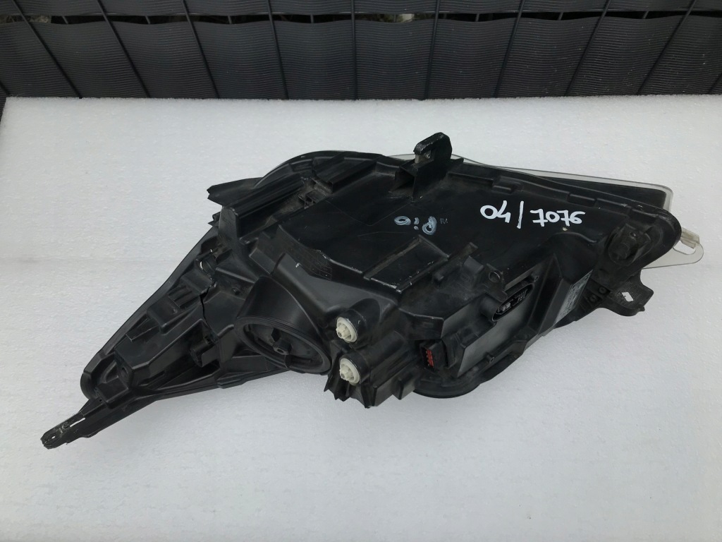 Opel insignia правий фара перед ксенон led рестайлінг  13- Доставка