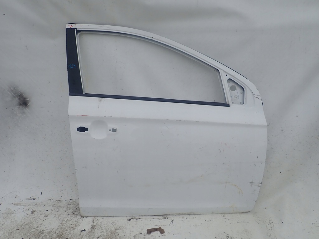 фото №1, Hyundai i20 08-14 двері праве передні перед