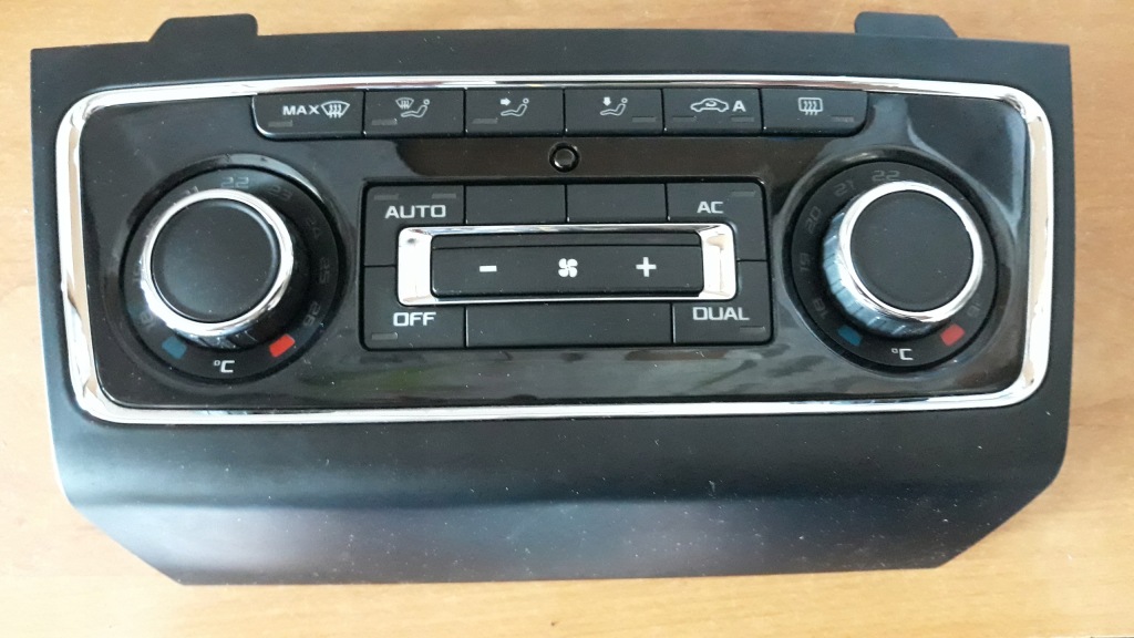 фото №1, Панель кондиціонера skoda superb ii 2 3t0907044af