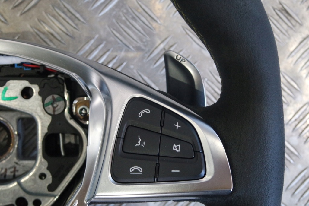 Повітропровід алькантара  mercedes gt amg w190 r145 Оригінал