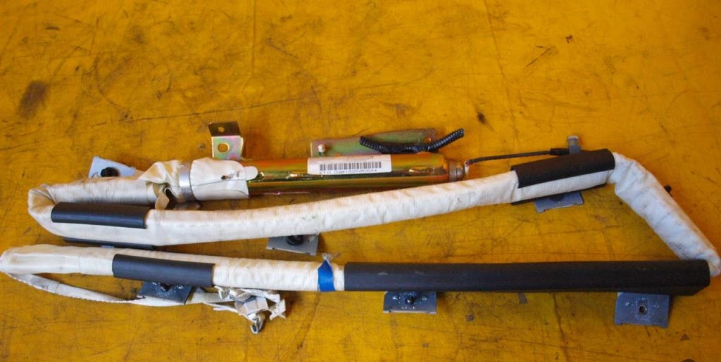 фото №1, Jeep grand cherokee wj шторка безопасности воздушная правая