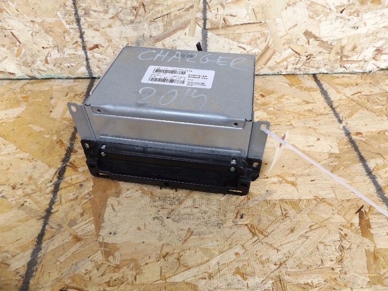 фото №1, Радио dodge charger 11-18r 68209671ab