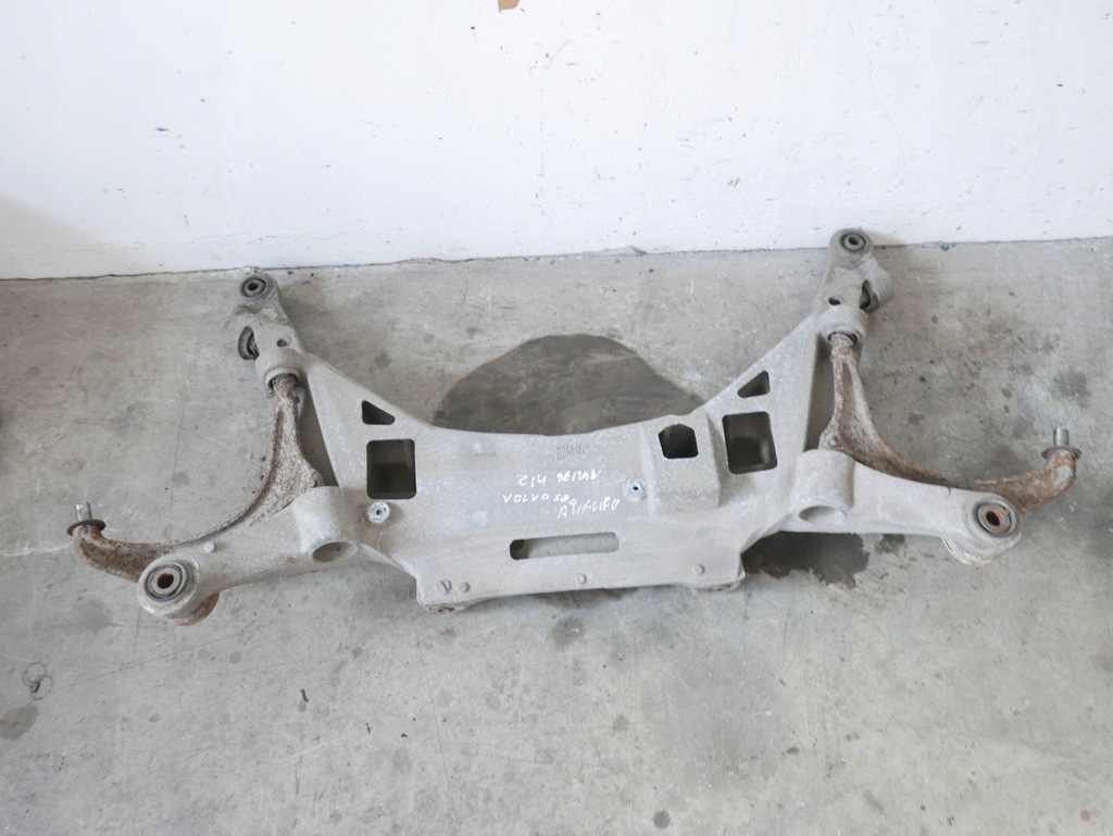 фото №1, Балка подвеска подрамник задняя volvo s80 i sedan 98-