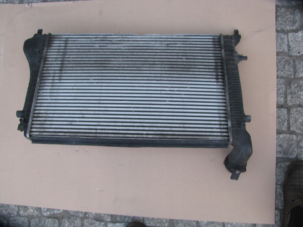 фото №7, Vw golf 1.9tdi радіатор інтеркулер 1k0145803al