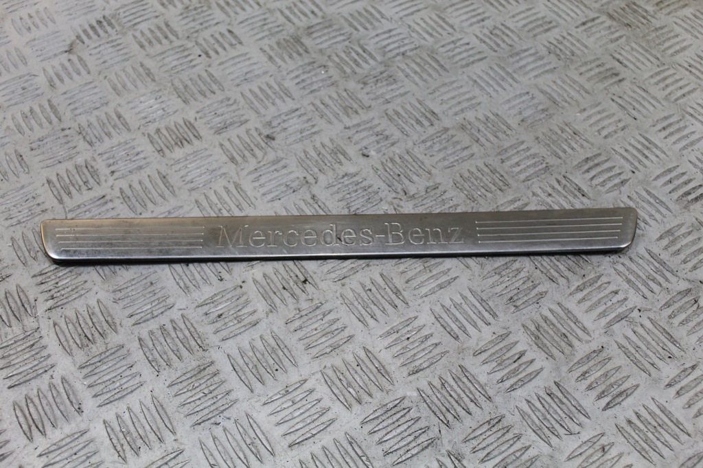 фото №1, Молдинг поріг накладка a-klasa w176 a2466800135