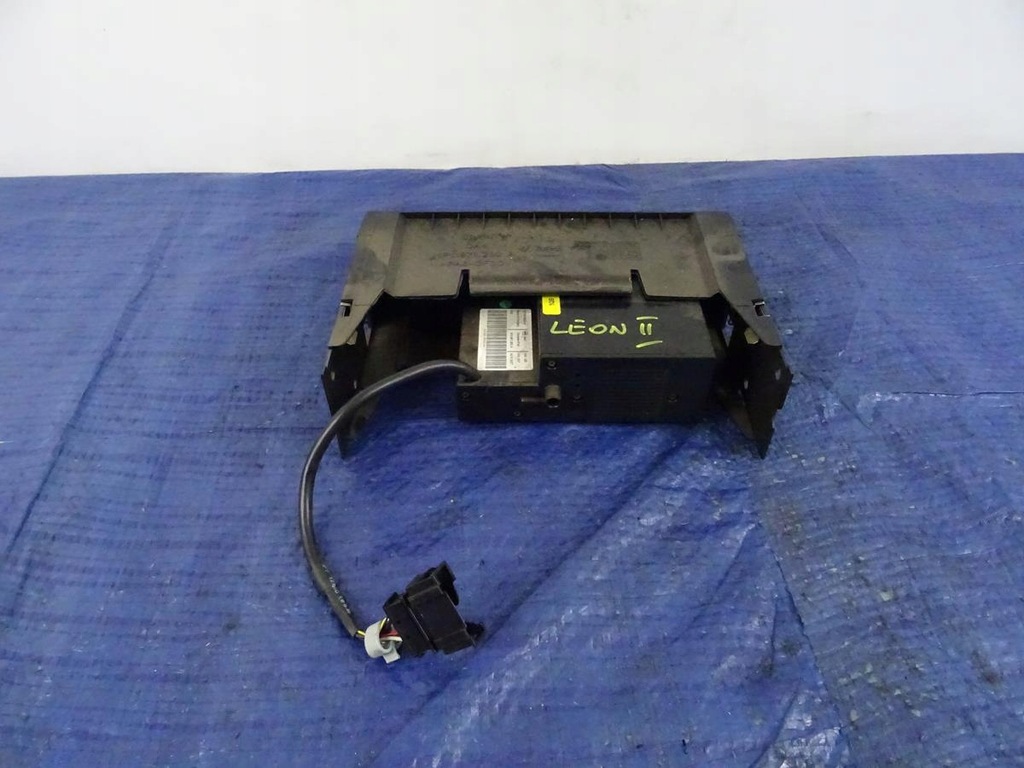 фото №4, Модуль usb mp3 seat leon ii 5p0857925a