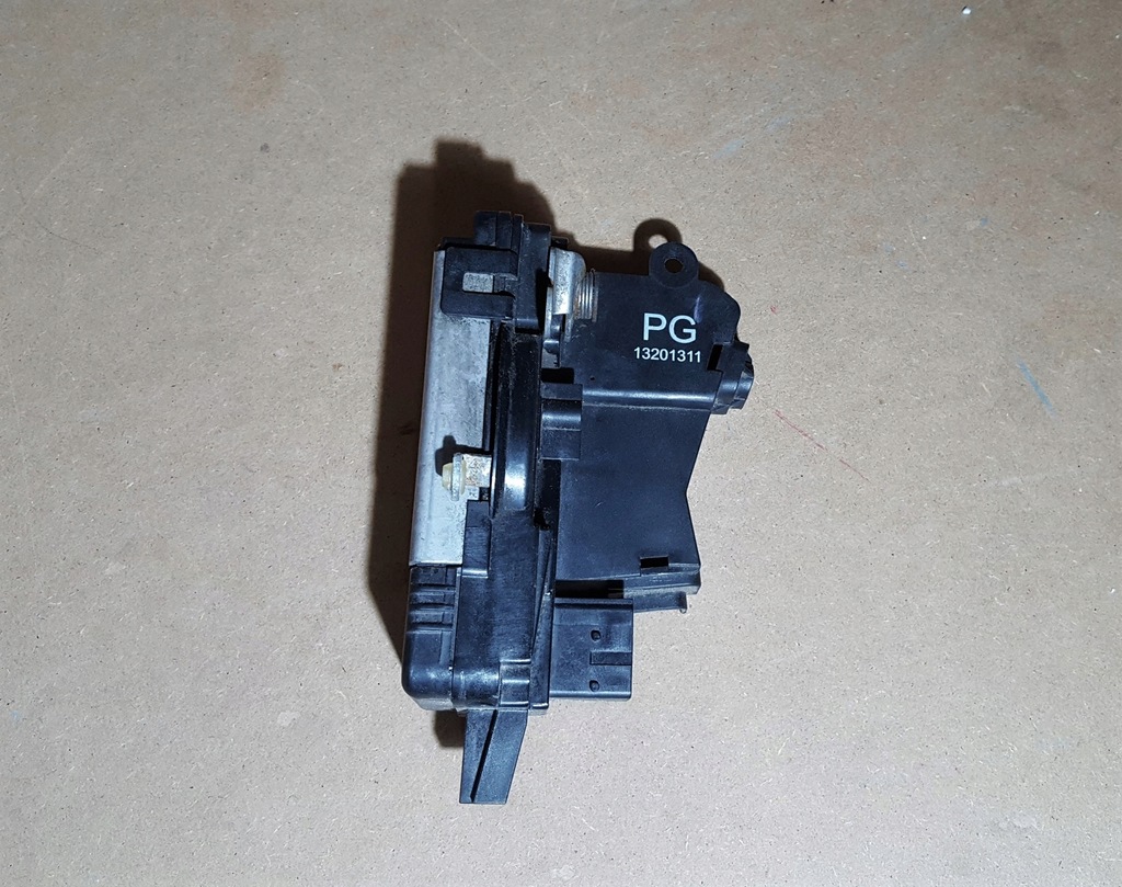 фото №1, Замок дверь левый перед opel vectra c 13201311