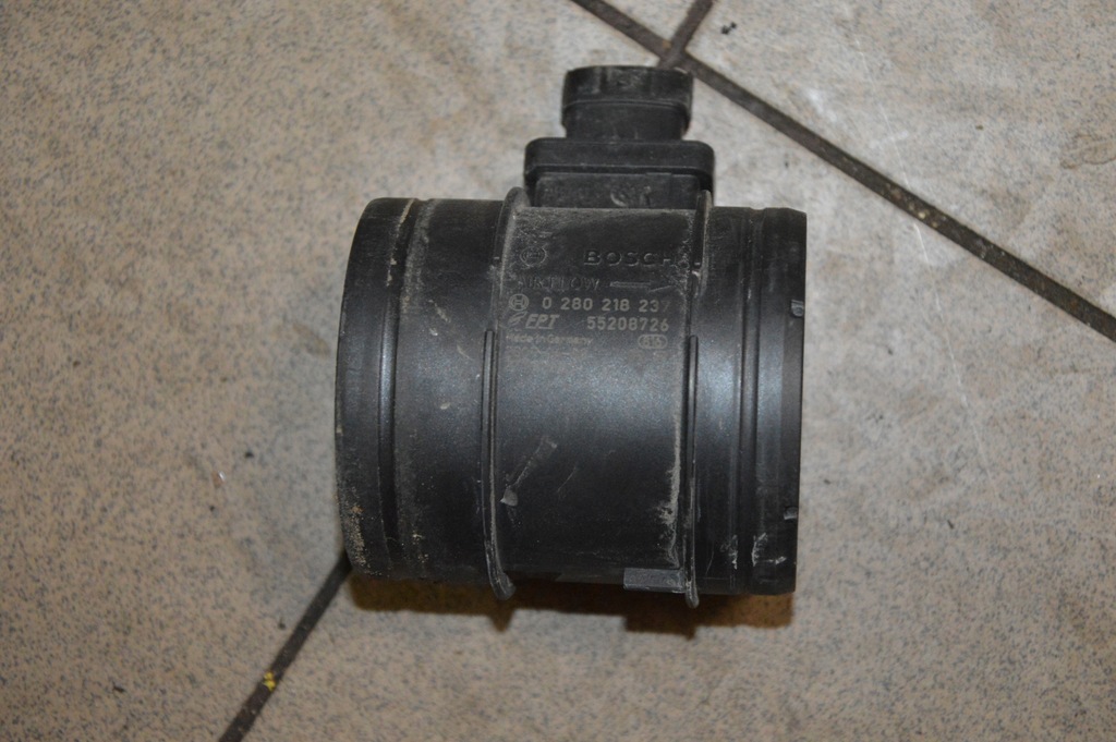 фото №1, Alfa romeo 159 расходомер 1.75tbi 55208726