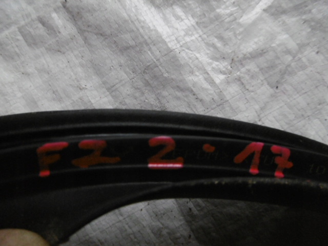 фото №3, Renault clio iv hb прокладка двері ліва задня