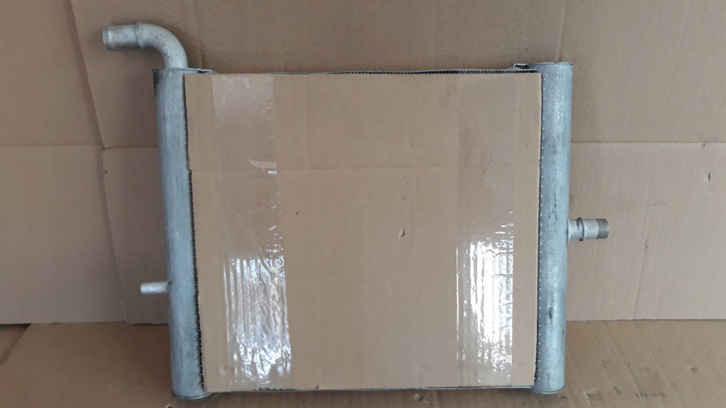 фото №1, Радиатор дополнительная land rover discovery sport v