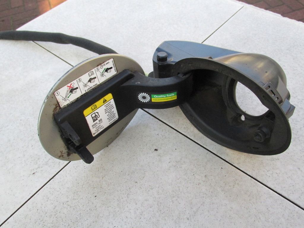 фото №4, Крышка заливной топлива цвет nc b-max 2013 rok