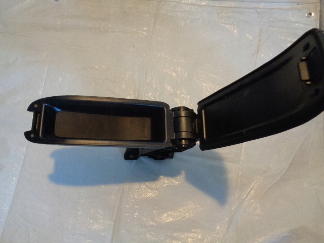 фото №4, Citroen ds3 підлокітник версія givenchy