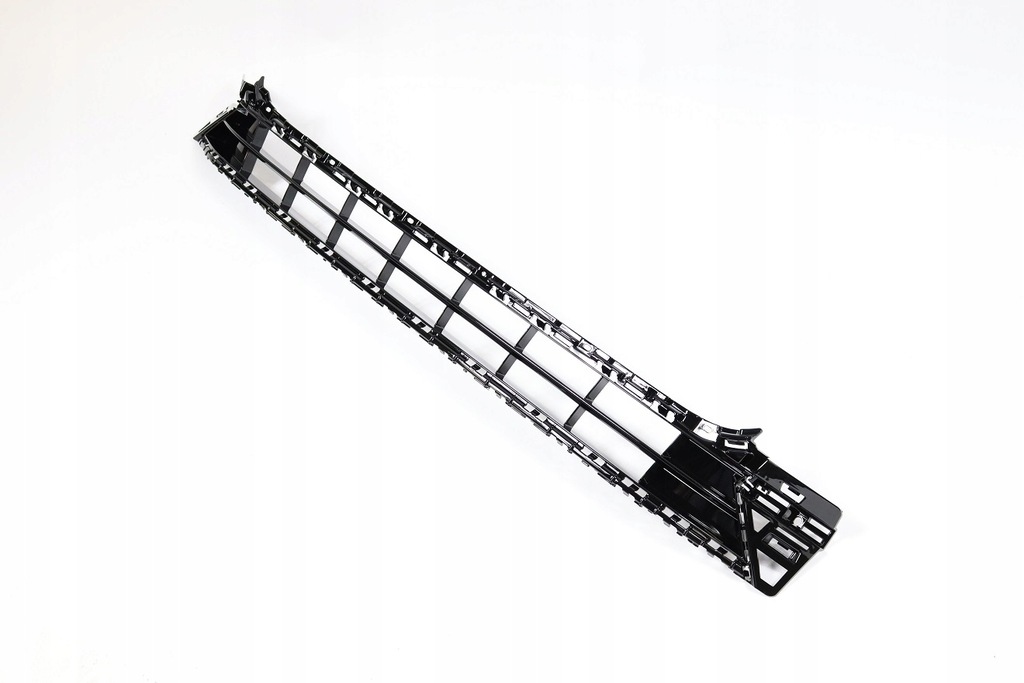 фото №1, Решётка бампера заглушка vw arteon r-line средняя