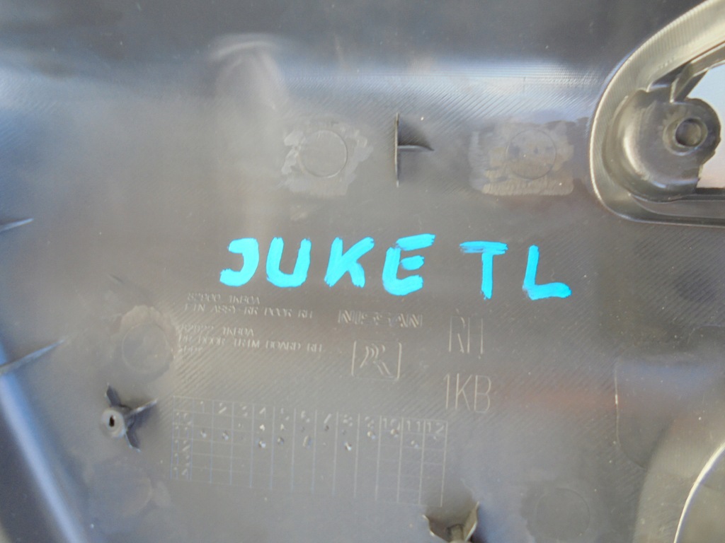 фото №9, Nissan juke f15 обшивка дверь правый задняя 829221kb0a