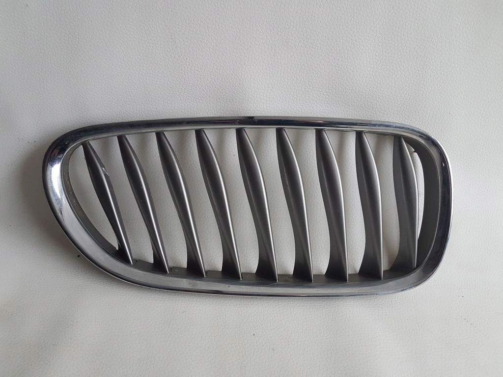 фото №1, Bmw z4 e85 решётка радиатора решётка радиатора правая w бампер перед