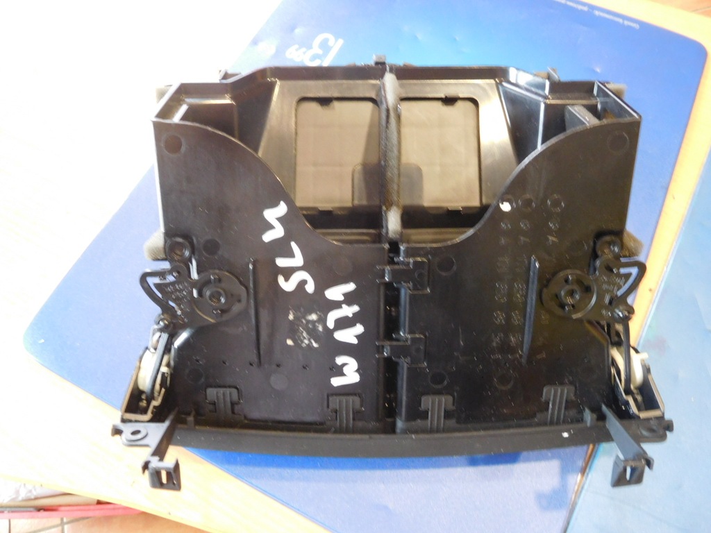 фото №1, Бардачок пасажира mercedes slk w171 r171 європейський