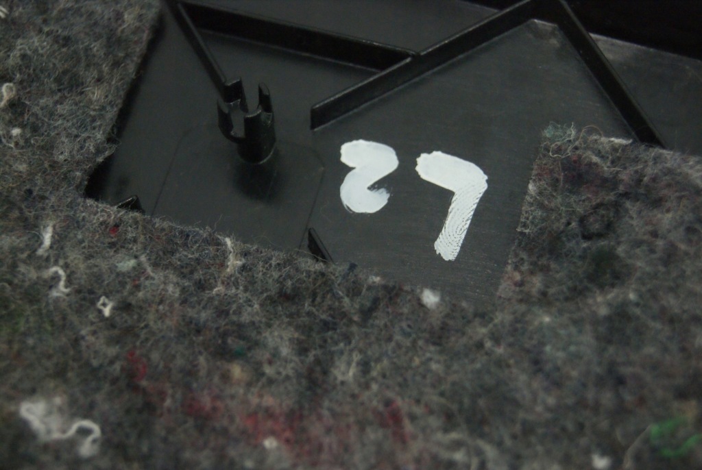 Защита туннель среднего левая обшивка mercedes w221 с Разборки